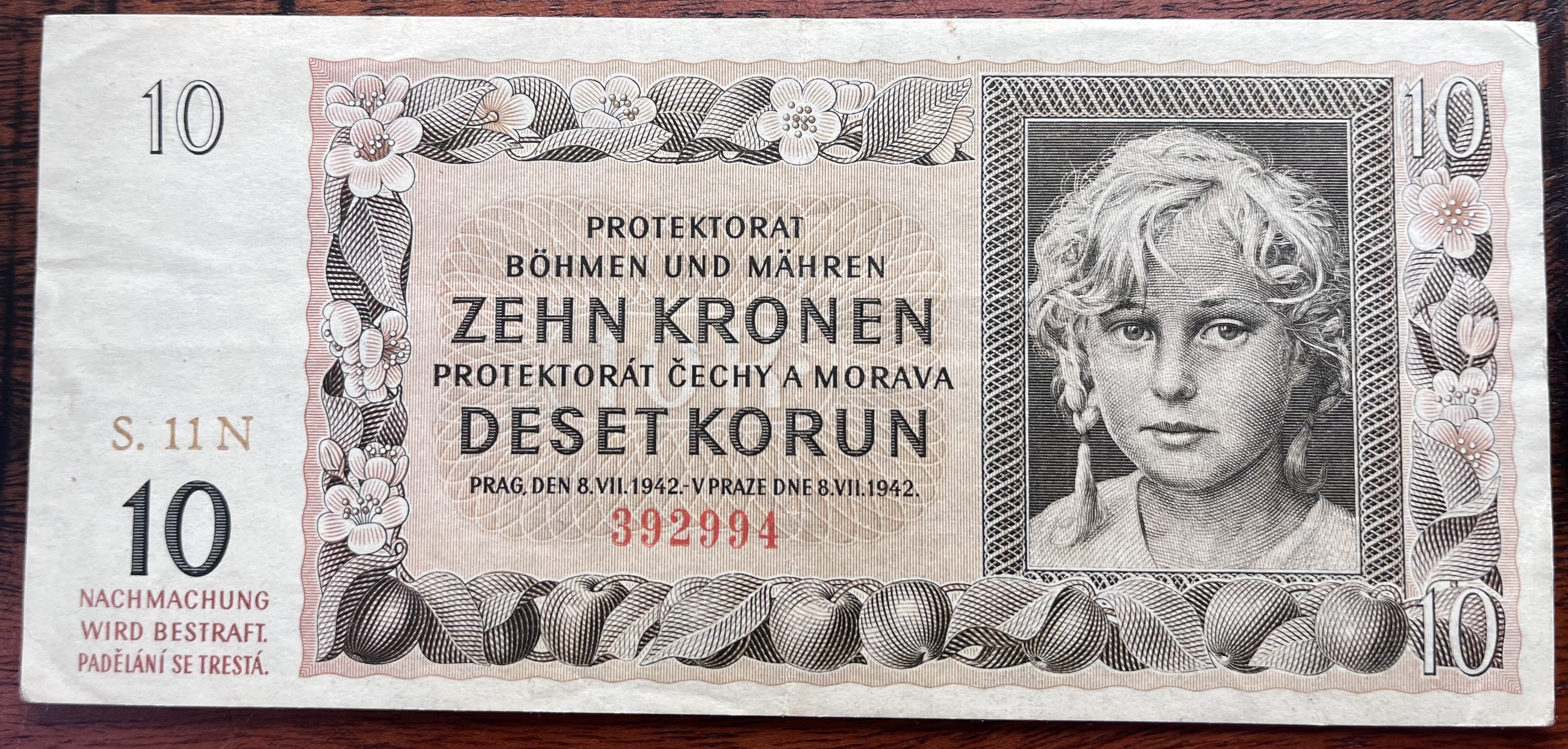 Československo -10 korun, 1942, N 11
