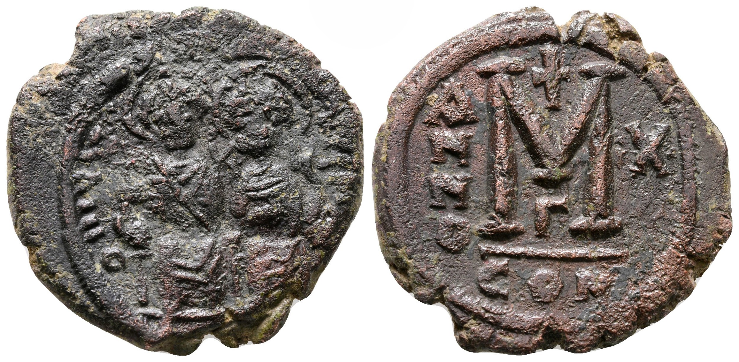 Byzantská říše - Justin II a Sophia, Follis or 40 Nummi AE, (13,99g/30mm) 565-578 n.l..