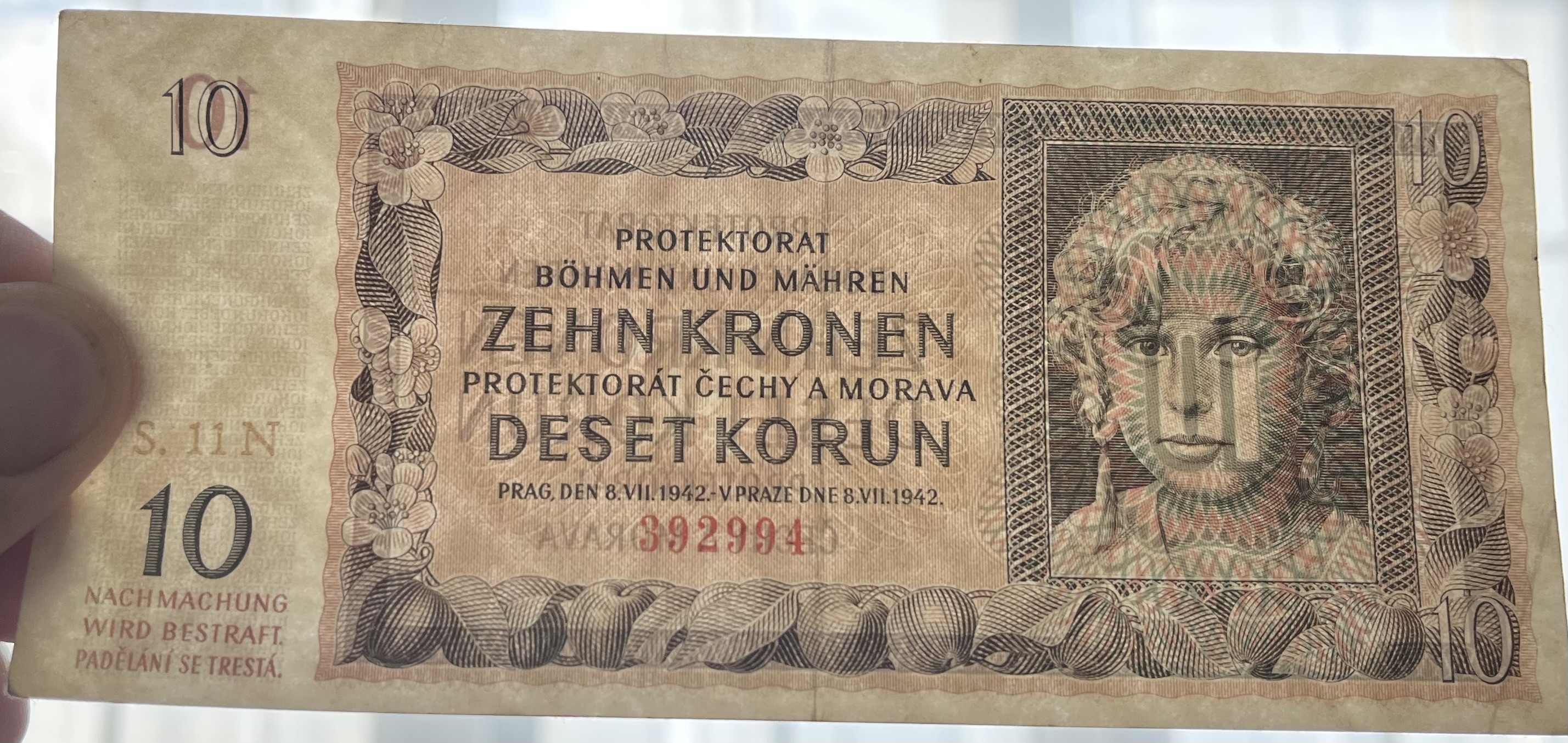 Československo -10 korun, 1942, N 11
