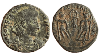 Řím Follis - Constantin II GLORIA EXERCITVS cons